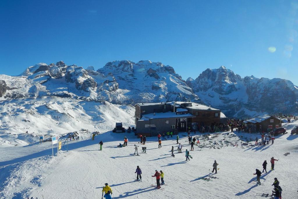 Ski Area Campiglio Dolomiti Grostè Spinale